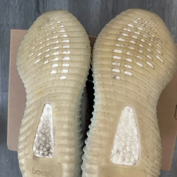 YEEZY BOOST 350 V2 BLUETIN SIZE 7 PREOWNED - Picture 4 of 9